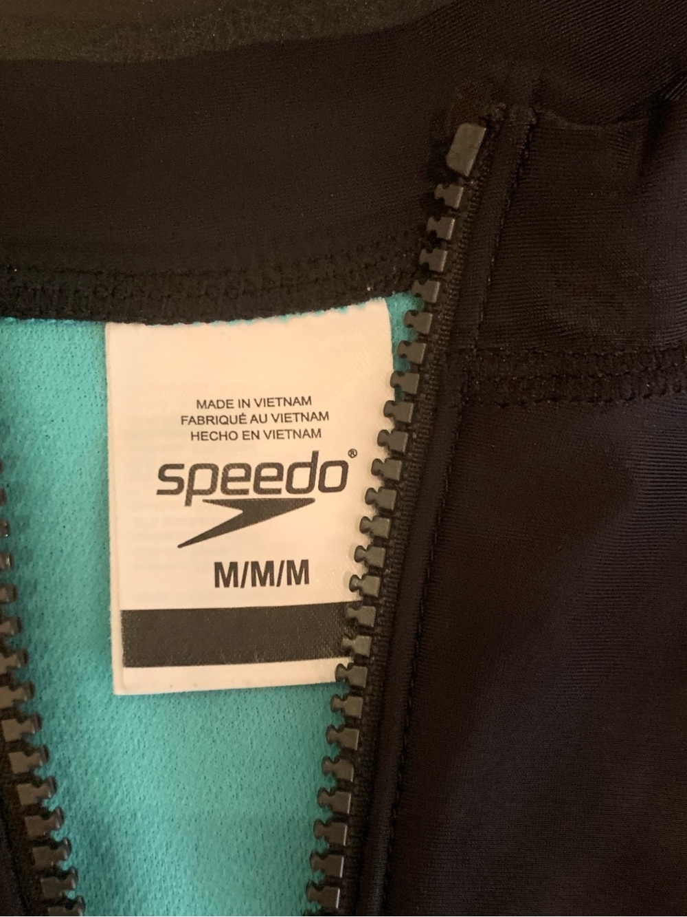🔥SALE🔥 SPEEDO LONG SLEEVED, ZIP FRONT SWIM SUIT. EXCELLENT CONDITION! - Picture 7 of 9